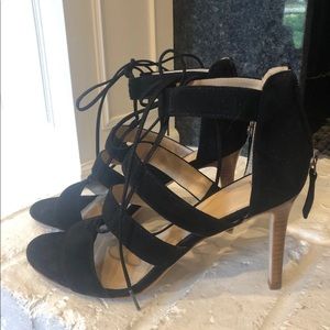 Johnston & Murphy Black Strappy Heels Size 8.5